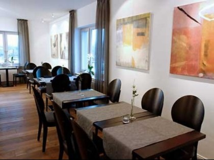 照片: Uhrmachers Restaurant